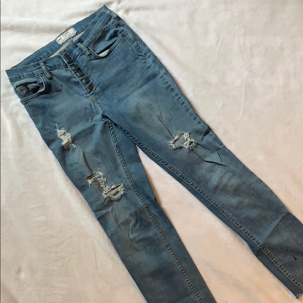 Free People Cropped ripped jeans